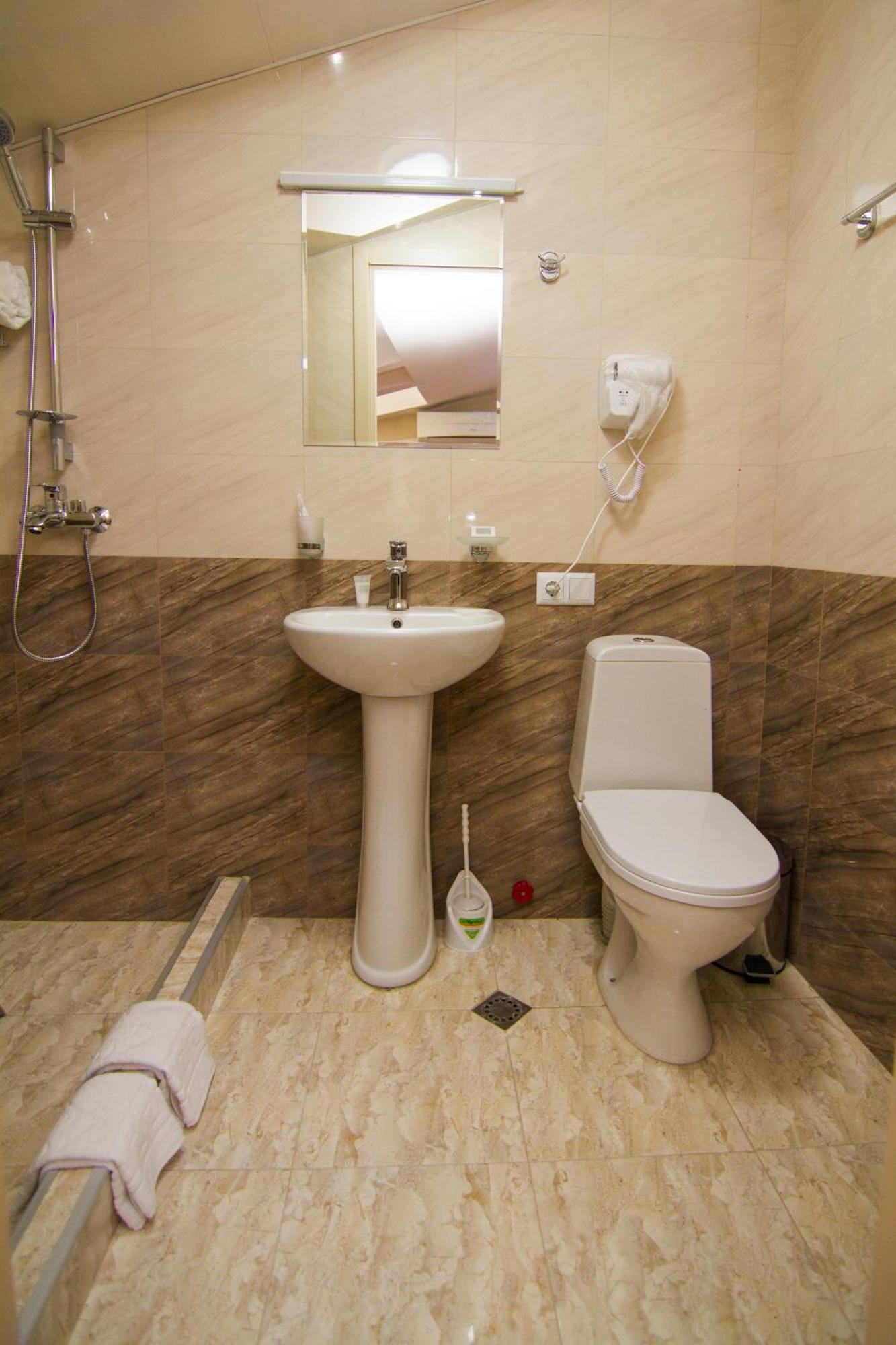 טביליסי Hotel Brick House מראה חיצוני תמונה