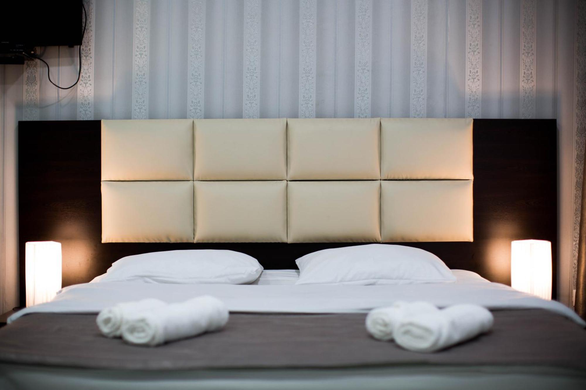 טביליסי Hotel Brick House מראה חיצוני תמונה